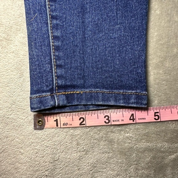Fashion Nova Skinny Jeans Size 3 *22x29 High Rise Dark Wash Denim Casual Stretch - Picture 8 of 11